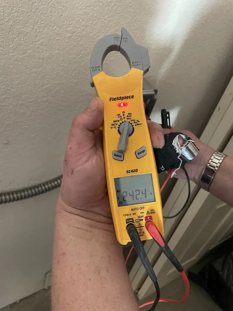 Voltage testing with clamp meter during Aluminum Wiring Replacement in Greenbelt